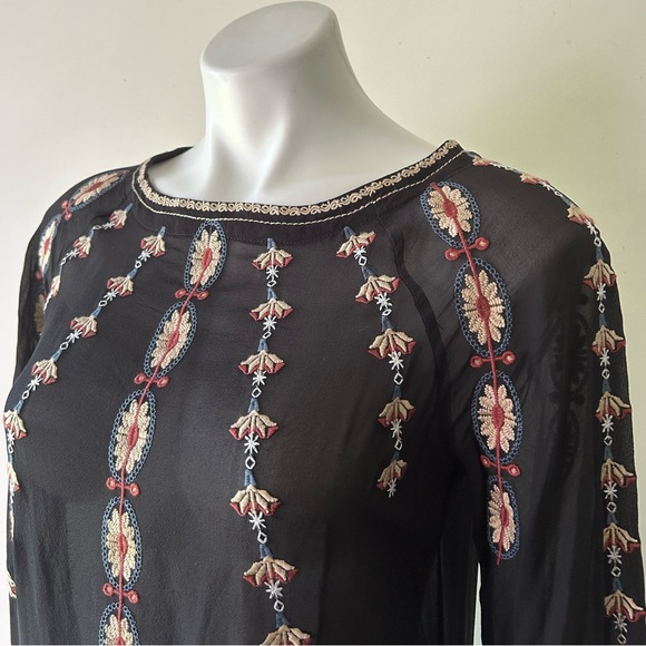 Sundance Mythical Spirit Silk Floral Embroidered Top in Black XS - Picture 2 of 9